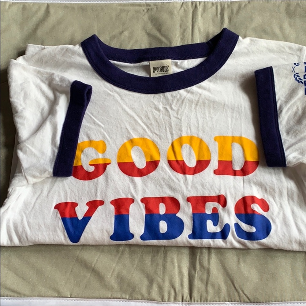 Victoria’s Secret PINK tee shirt